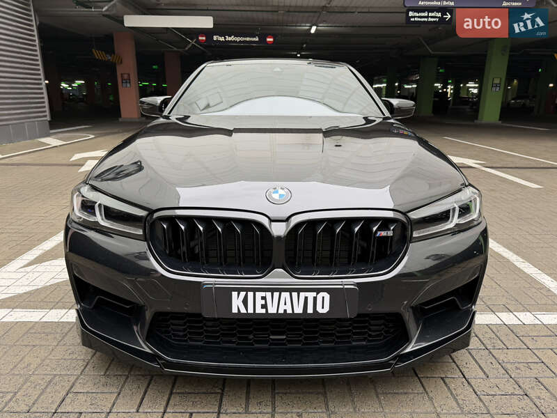 Седан BMW M5 2021 в Киеве