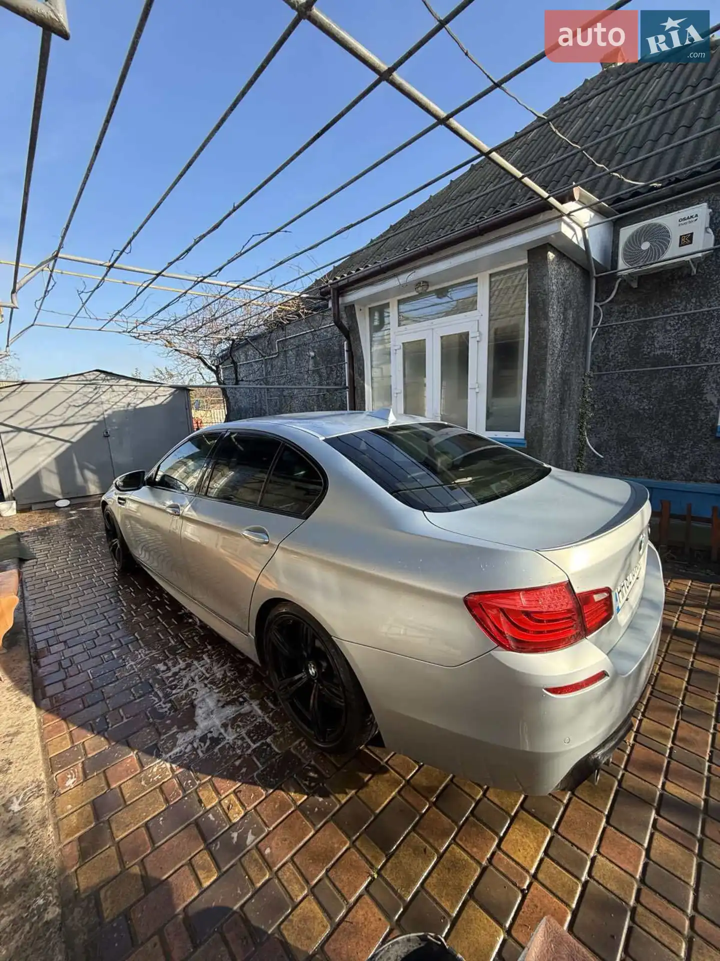 2011 BMW M5 - мініатюра 23