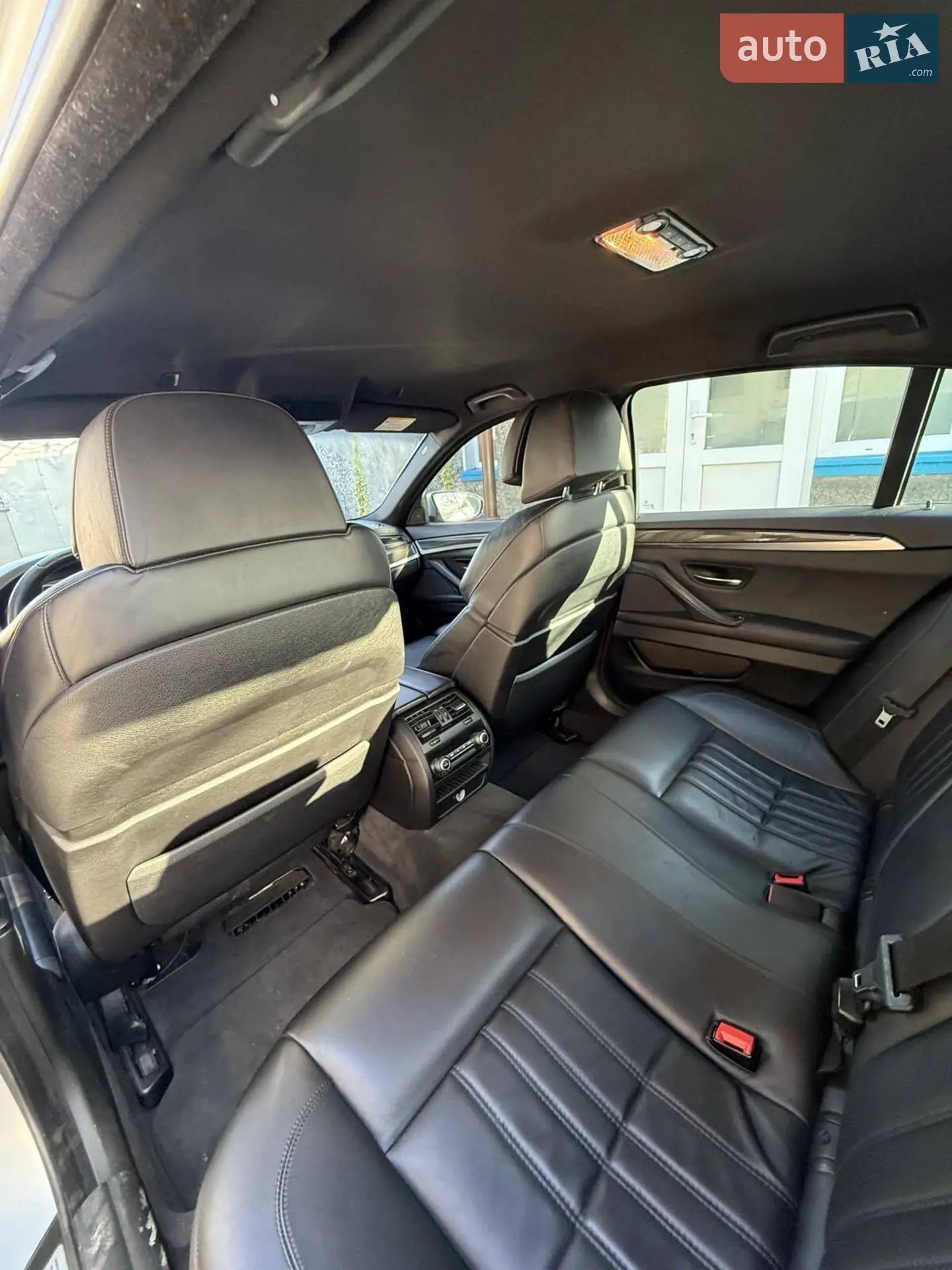 2011 BMW M5 - мініатюра 32