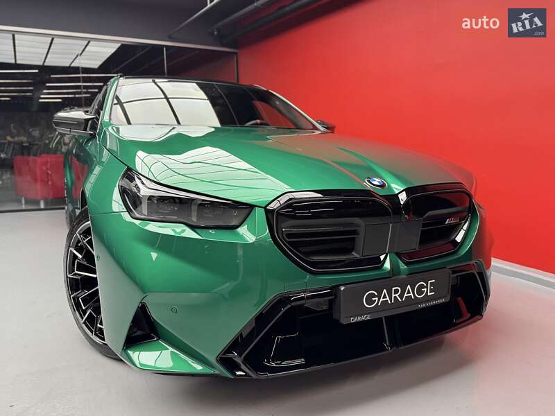 Универсал BMW M5 2025 в Киеве