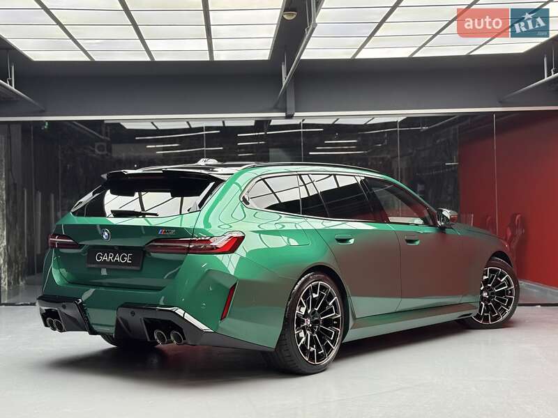 Универсал BMW M5 2025 в Киеве