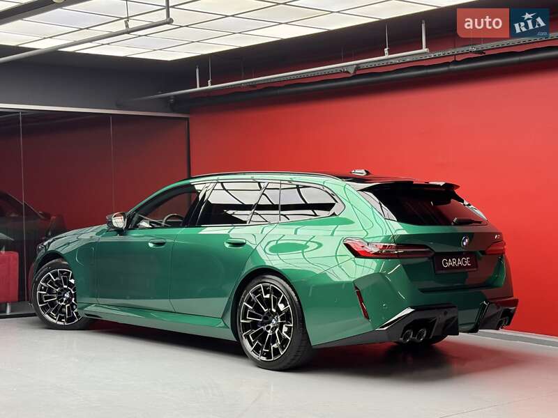 Универсал BMW M5 2025 в Киеве