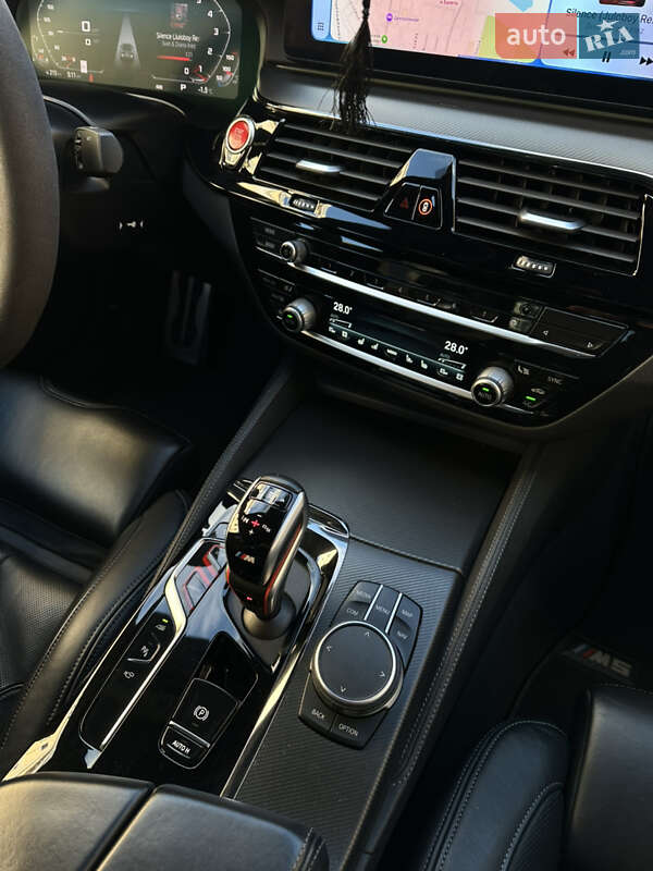 Седан BMW M5 2021 в Одесі