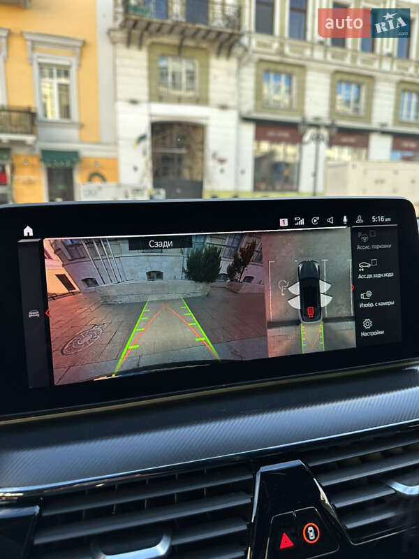 Седан BMW M5 2021 в Одесі