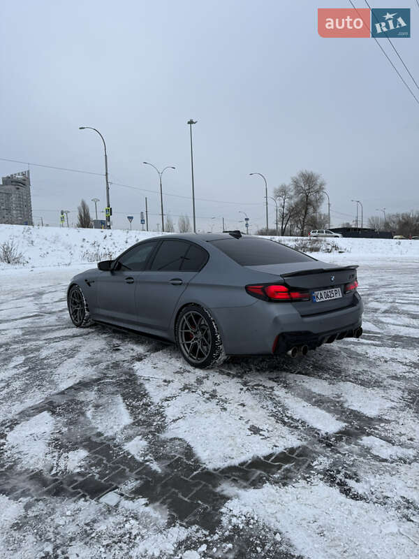 Седан BMW M5 2021 в Киеве