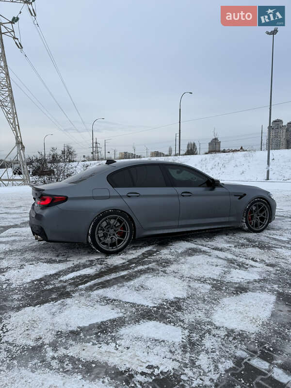 Седан BMW M5 2021 в Киеве