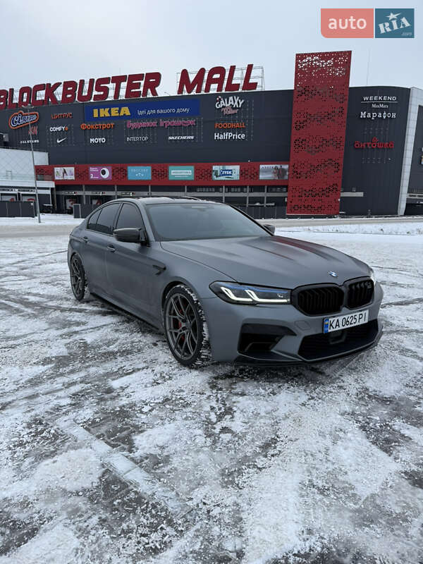 Седан BMW M5 2021 в Киеве