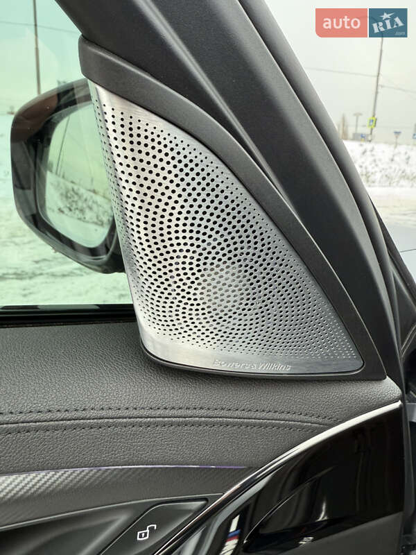 Седан BMW M5 2021 в Киеве