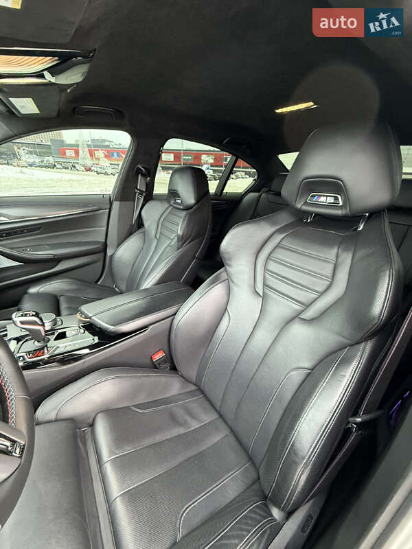Седан BMW M5 2021 в Киеве