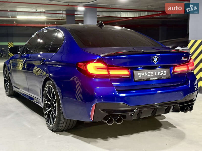 Седан BMW M5 2021 в Киеве