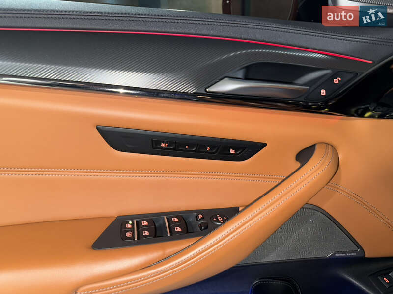 Седан BMW M5 2021 в Киеве