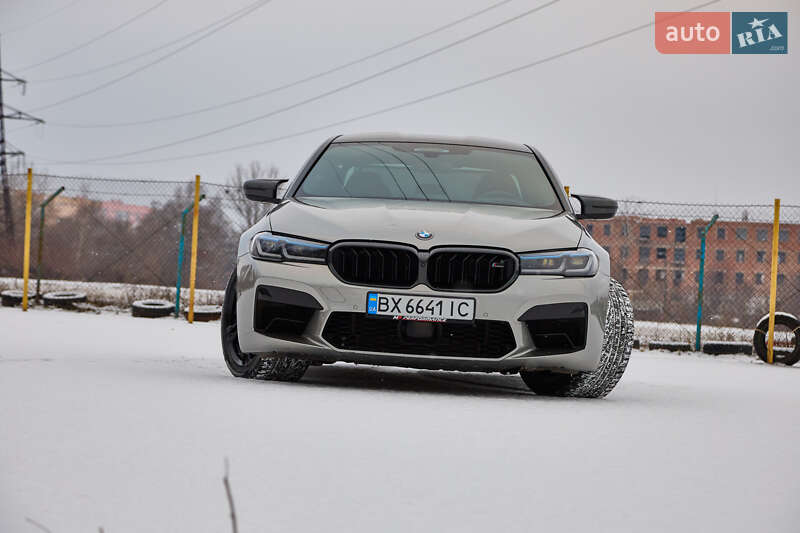 Седан BMW M5 2020 в Полтаве