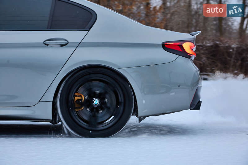 Седан BMW M5 2020 в Полтаве