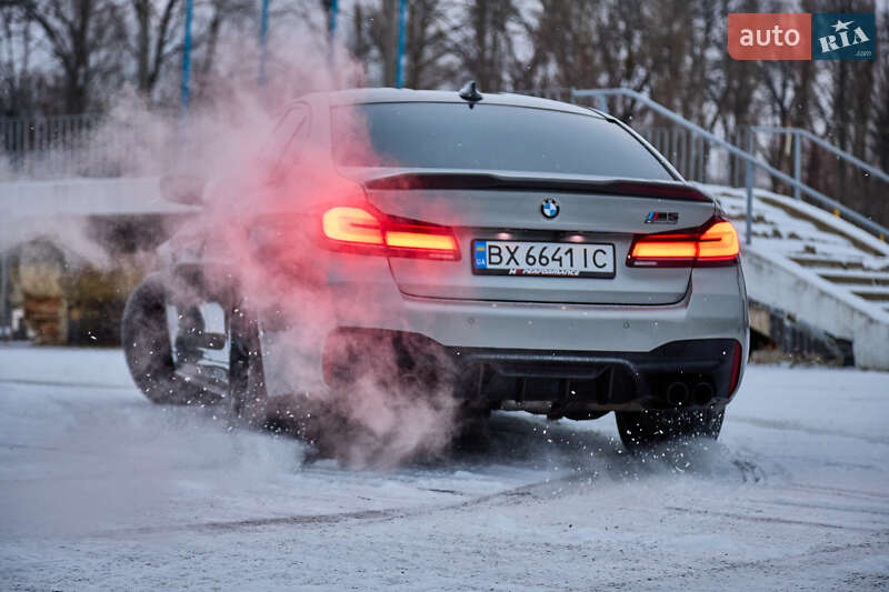 Седан BMW M5 2020 в Полтаве
