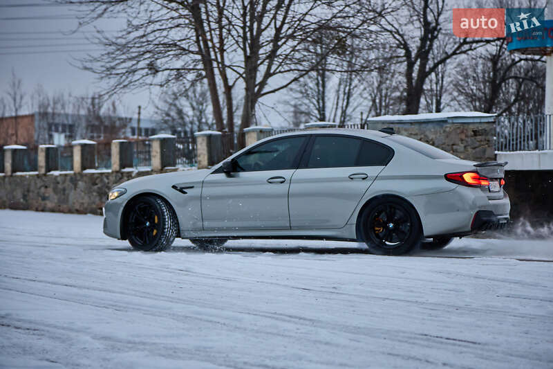 Седан BMW M5 2020 в Полтаве