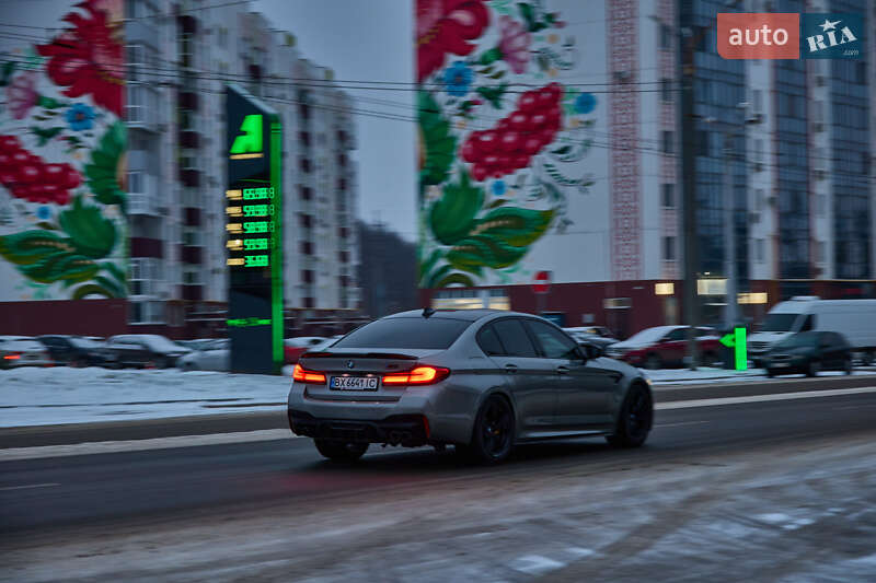 Седан BMW M5 2020 в Полтаве