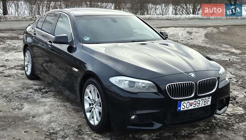 Седан BMW M5 2011 в Ужгороді