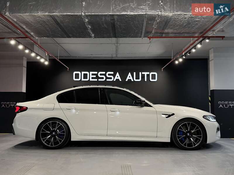 Седан BMW M5 2019 в Одесі