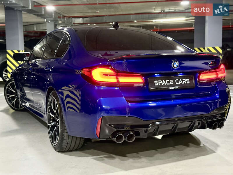 Седан BMW M5 2021 в Киеве