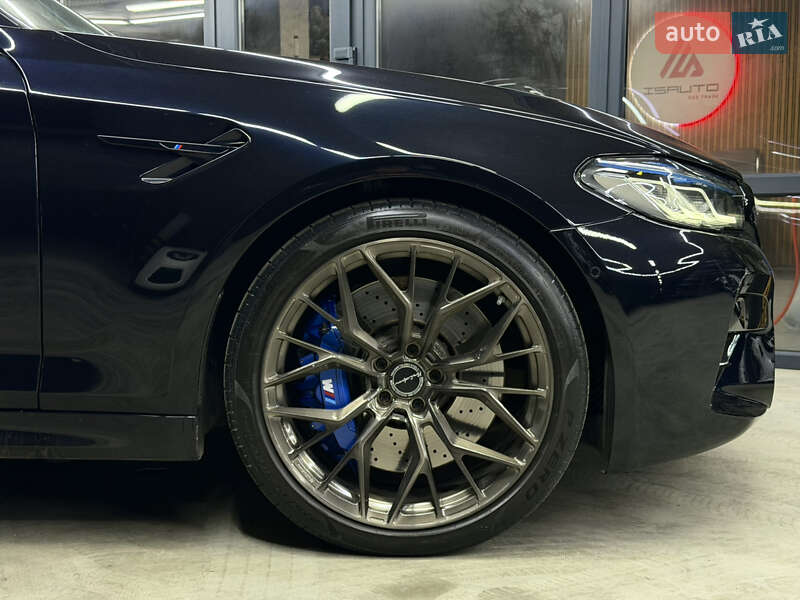 Седан BMW M5 2018 в Одесі