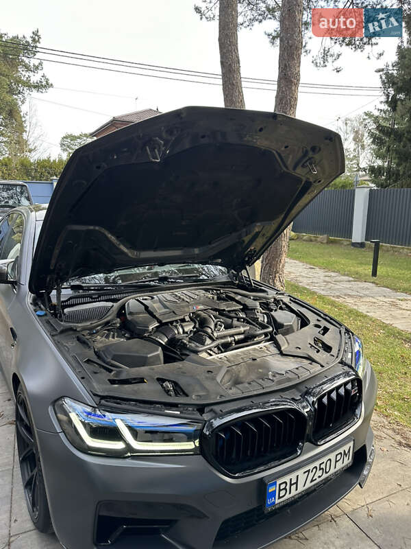 Седан BMW M5 2021 в Києві