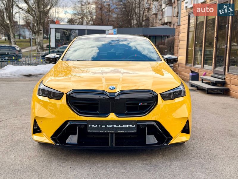 Седан BMW M5 2025 в Киеве фото 3 Седан BMW M5 2025 в Киеве