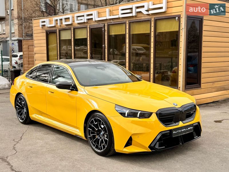 Седан BMW M5 2025 в Киеве фото 4 Седан BMW M5 2025 в Киеве
