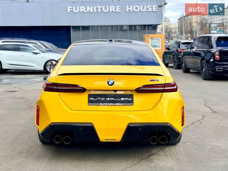 Седан BMW M5 2025 в Киеве фото 7 Седан BMW M5 2025 в Киеве