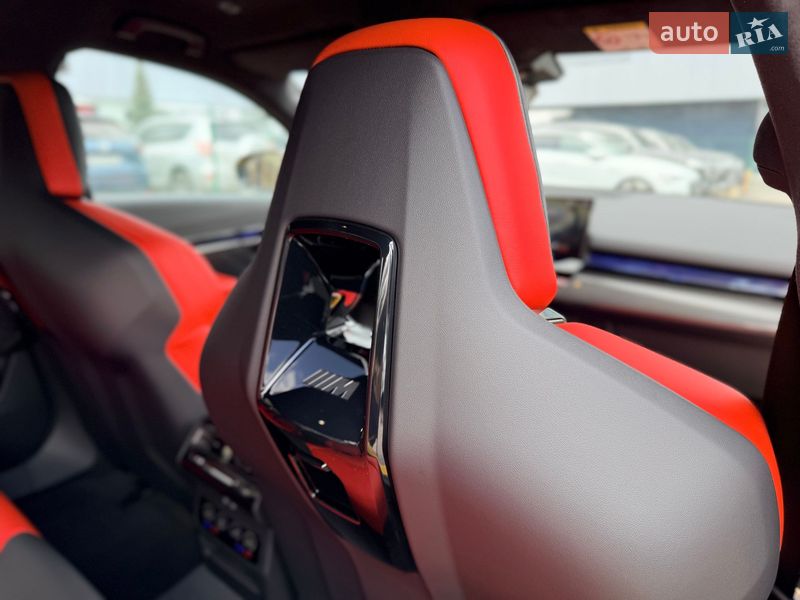 Седан BMW M5 2025 в Киеве фото 33 Седан BMW M5 2025 в Киеве