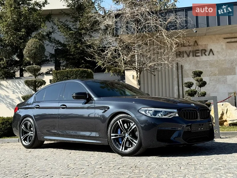BMW M5 2020