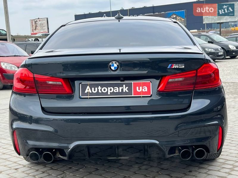 Седан BMW M5 2018 в Львове