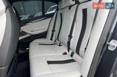 Седан BMW M5 2018 в Львове