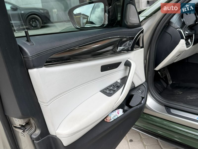 Седан BMW M5 2019 в Хмельницком