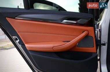 Седан BMW M5 2019 в Одесі