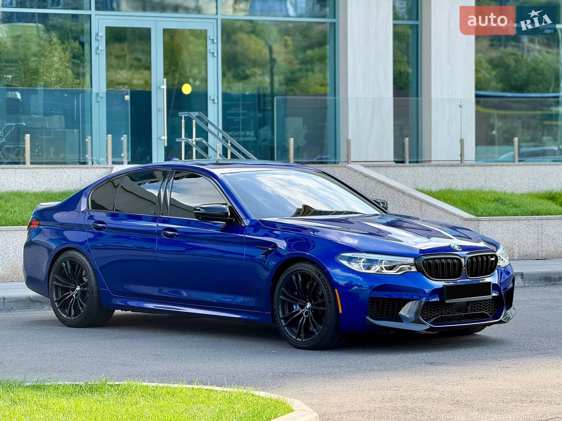 2018 BMW M5 - мініатюра 8