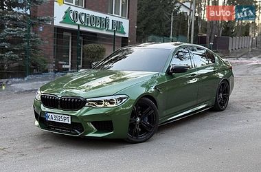 Седан BMW M5 2018 в Киеве