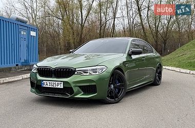Седан BMW M5 2018 в Киеве