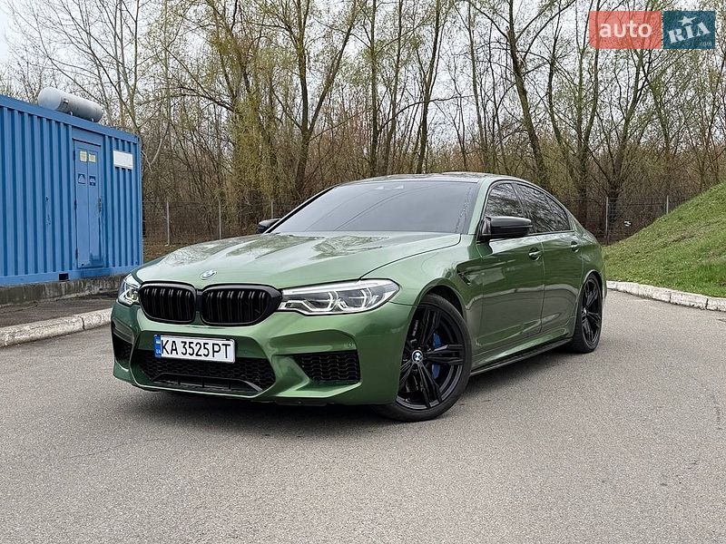 Седан BMW M5 2018 в Киеве
