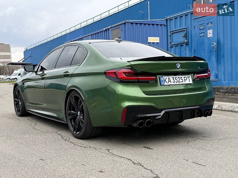 Седан BMW M5 2018 в Киеве