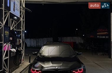 Седан BMW M5 2018 в Шептицькому