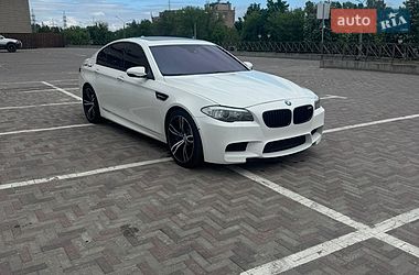 Седан BMW M5 2012 в Харькове