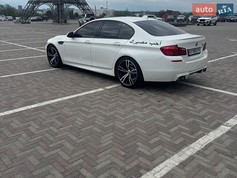 Седан BMW M5 2012 в Харькове