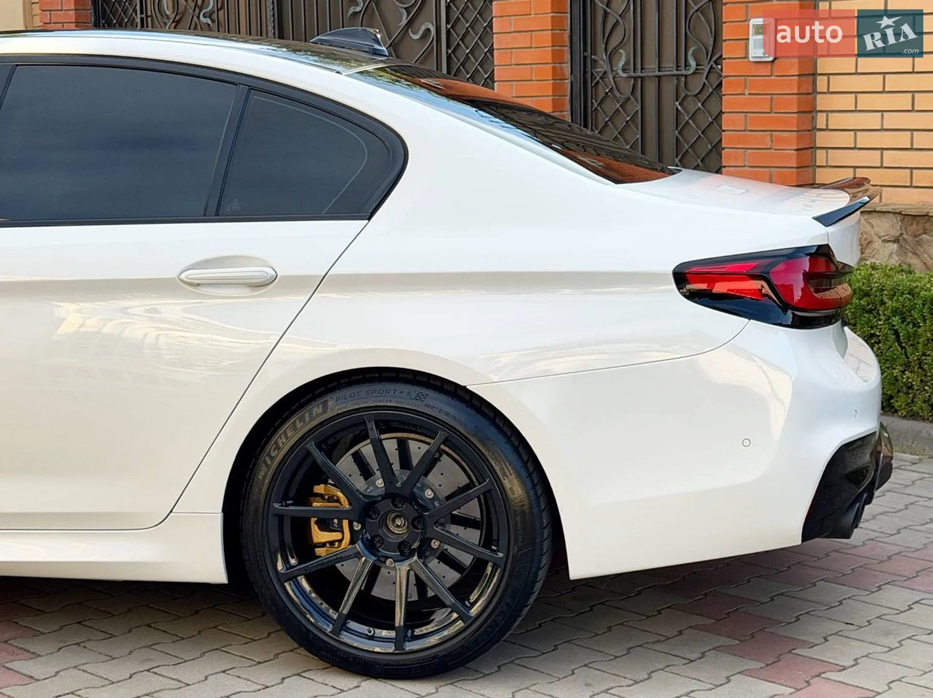 2018 BMW M5 - мініатюра 9
