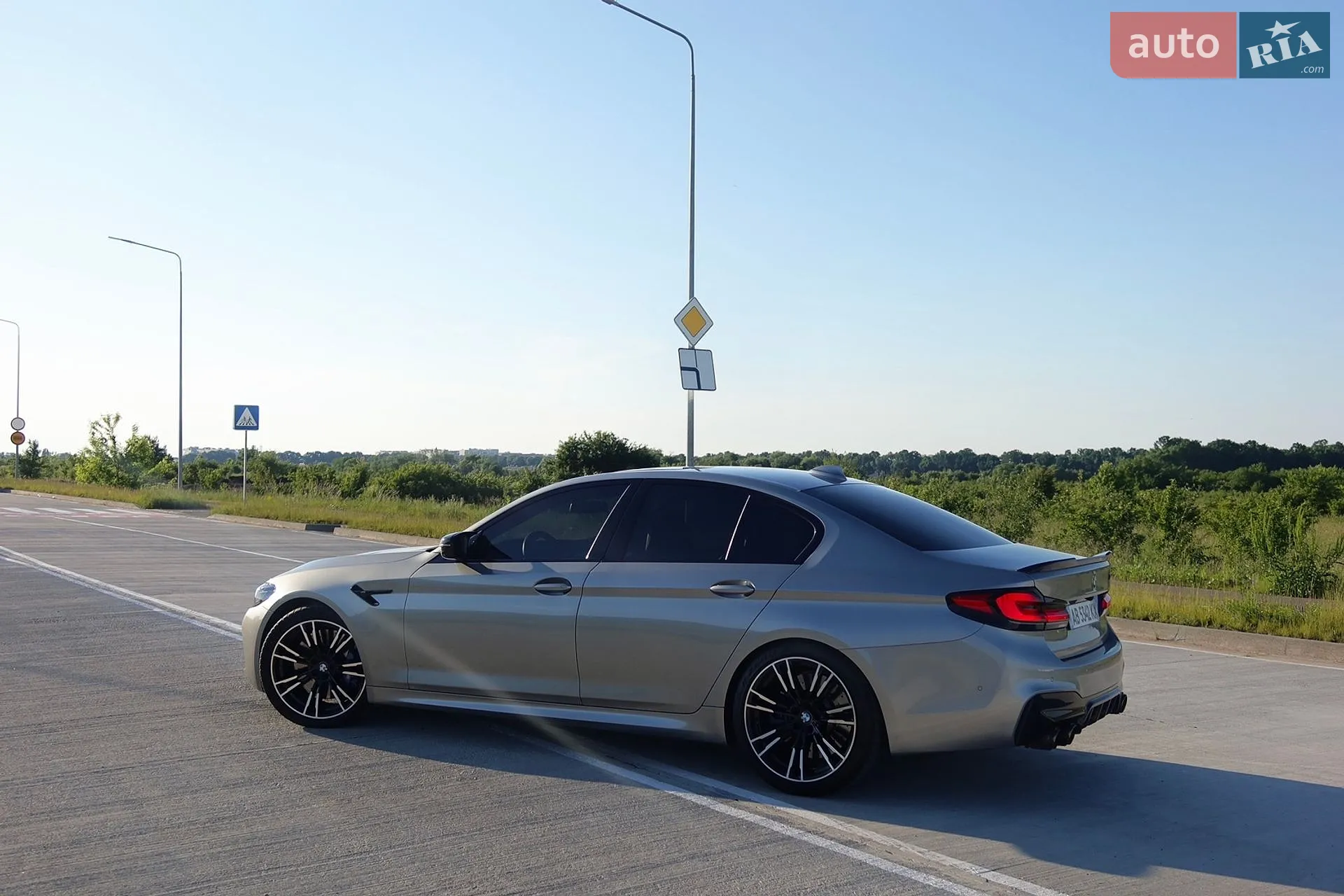 2019 BMW M5 - мініатюра 11