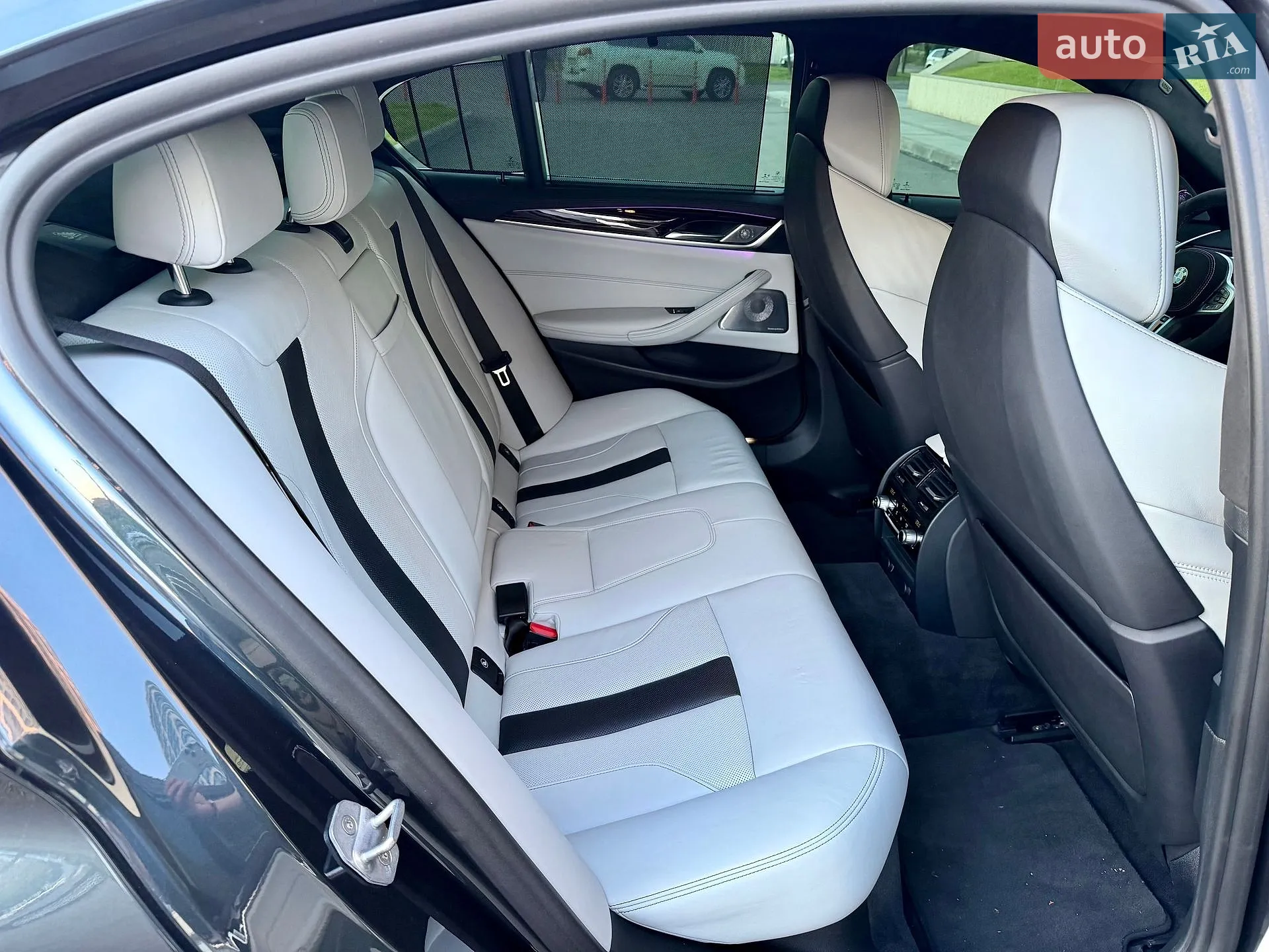 2018 BMW M5 - мініатюра 23