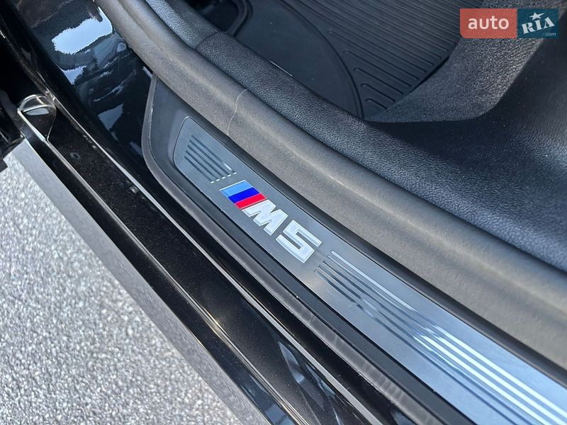 Седан BMW M5 2020 в Вінниці
