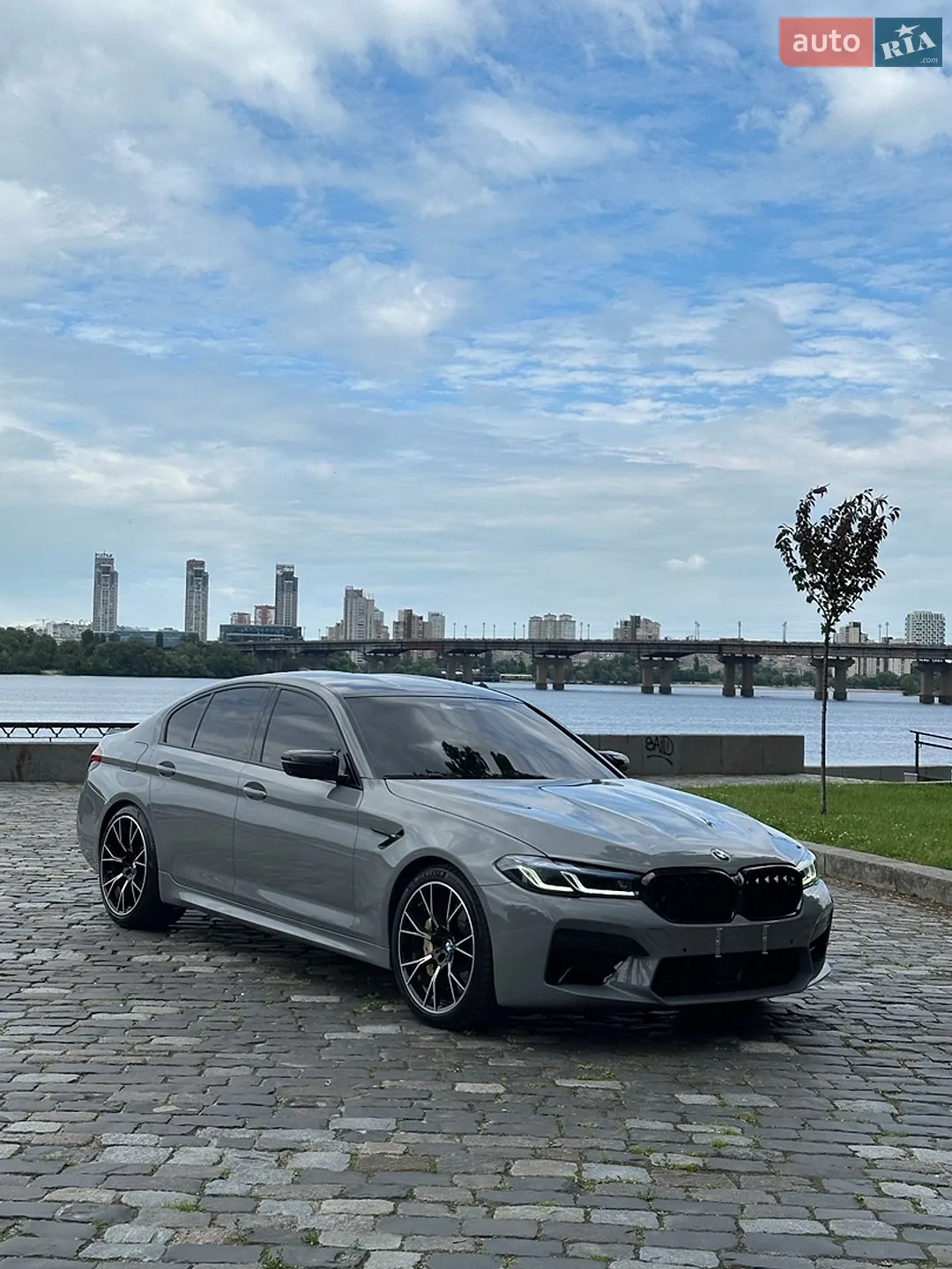 2019 BMW M5 - мініатюра 3