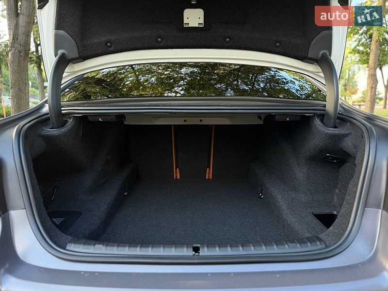Седан BMW M5 2020 в Киеве фото 44 Седан BMW M5 2020 в Киеве