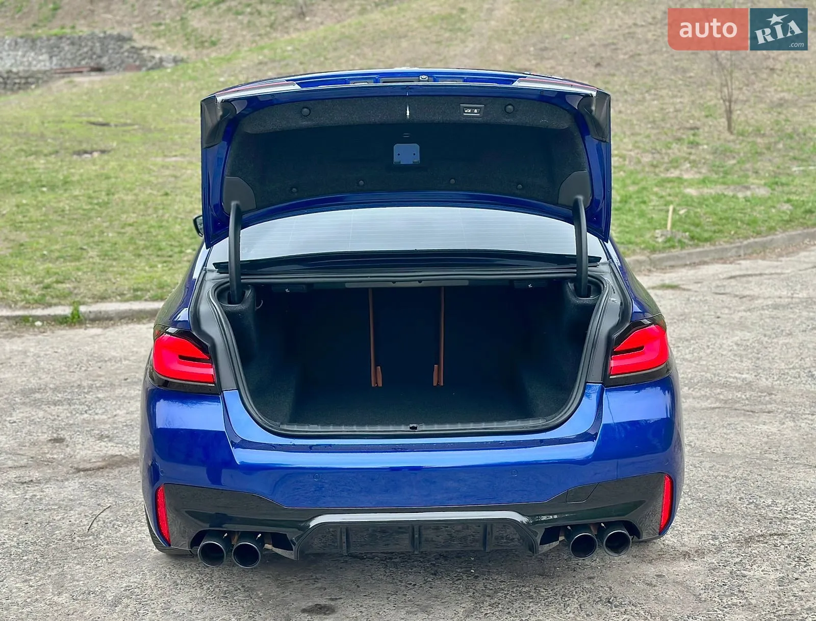 2022 BMW M5 - мініатюра 11