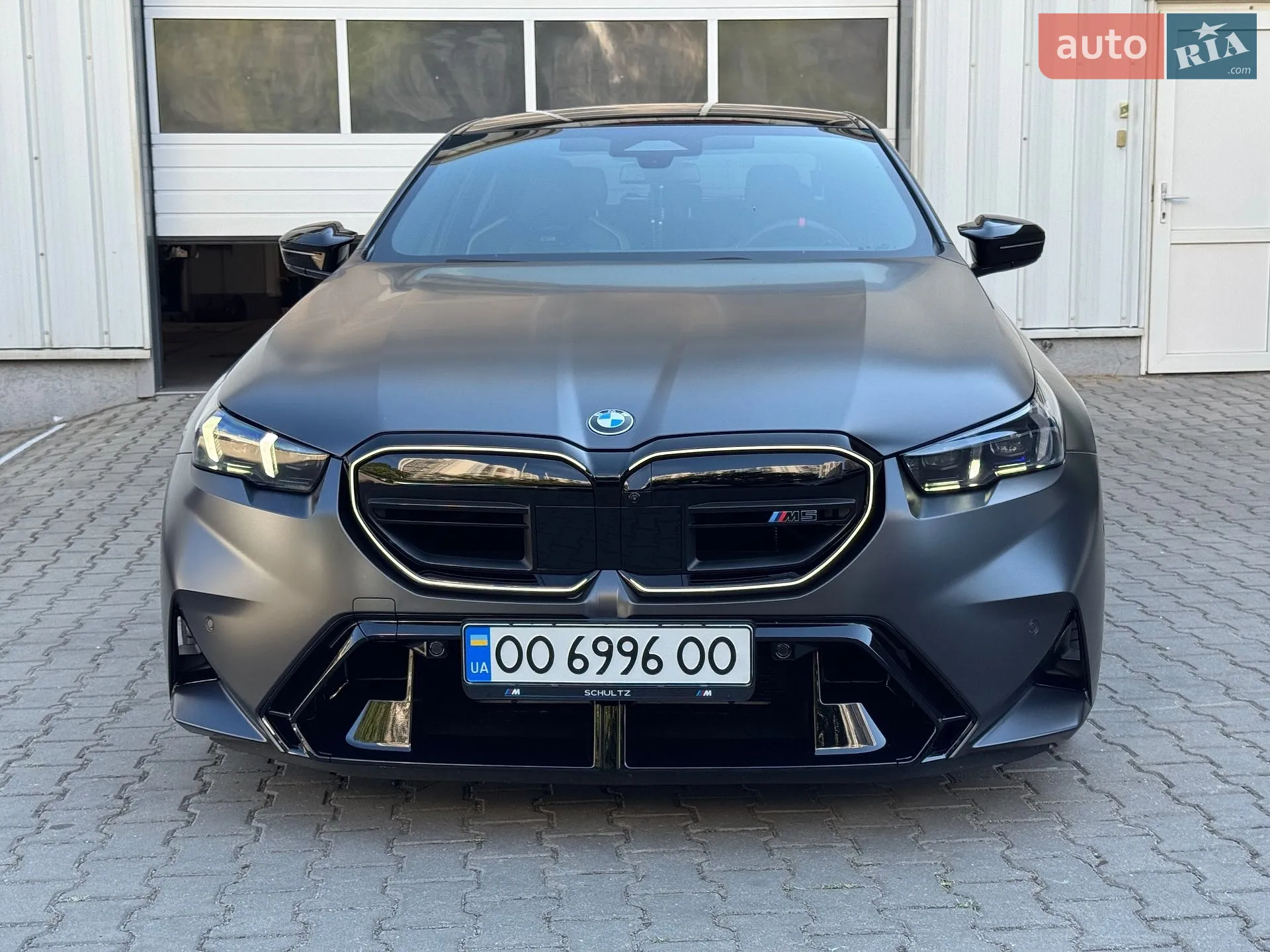 2025 BMW M5 - мініатюра 3